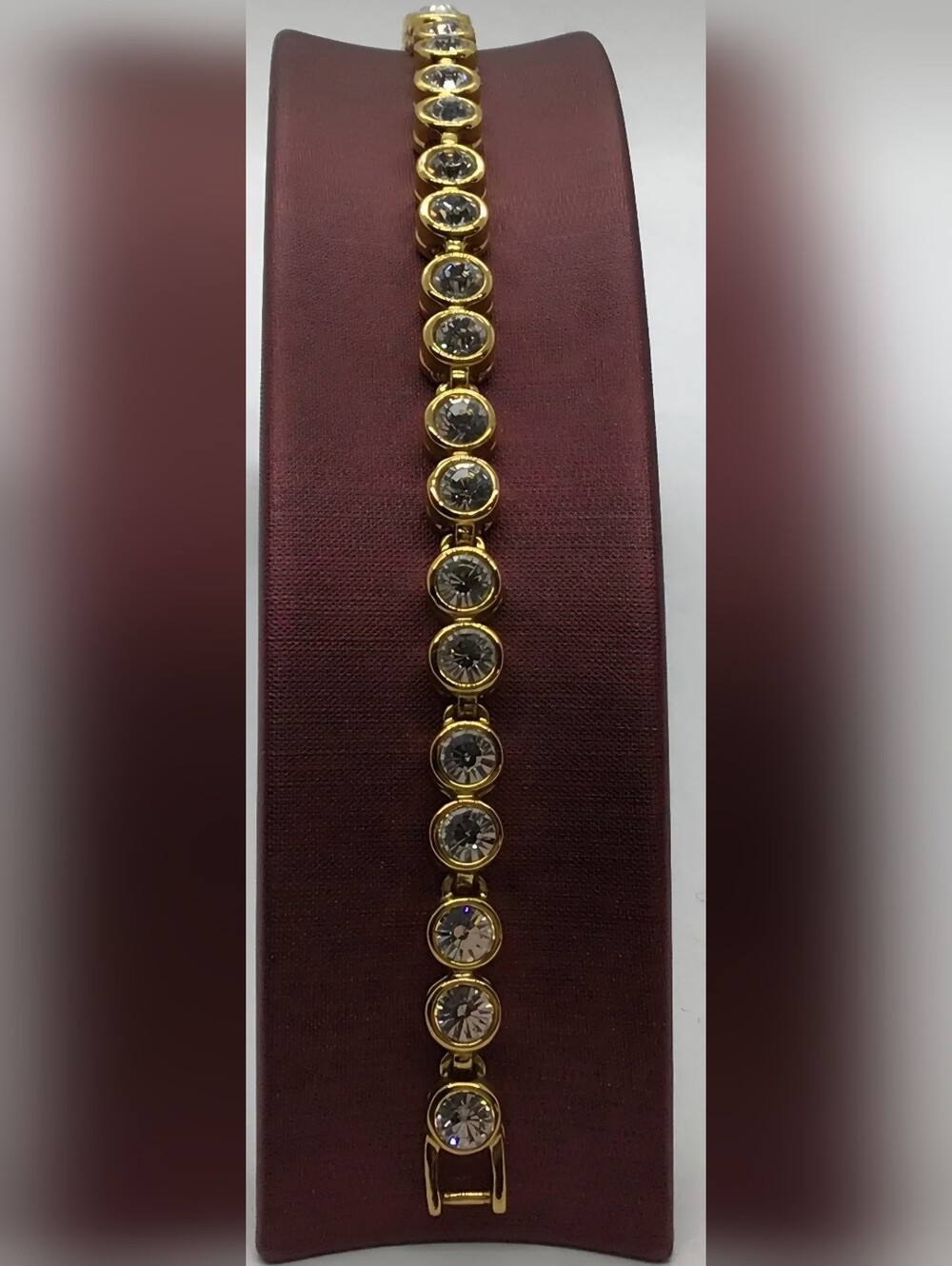 Vintage Monet Gold tone Round Rhinestone Tennis Bracelet 49 facuted amethyst